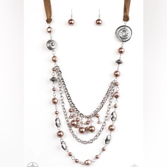 Brown Trimmings Pearl necklace and earrings -paparazzi - Picture 2 of 4